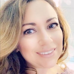 Meet your Posher, Mayra